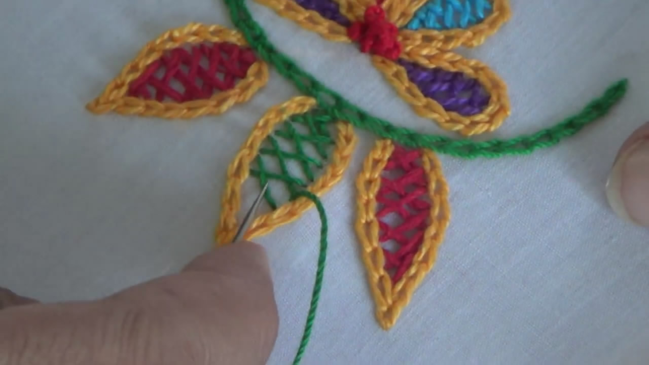 绣毛线小花朵针法简单教程,简单毛线刺绣入门针法