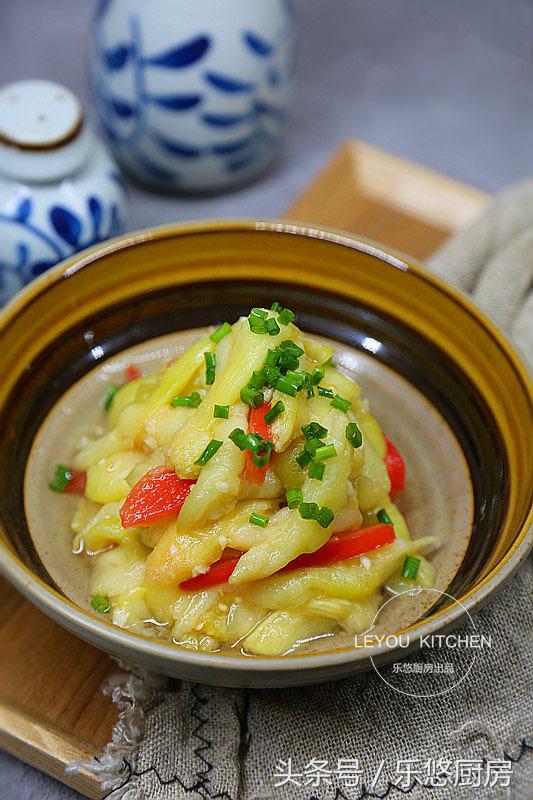 西红柿别再炒鸡蛋教你营养新做法,西红柿除了炒鸡蛋还有什么做法