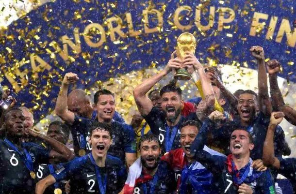 曲江电竞广场春节活动,西安曲江电竞春节活动