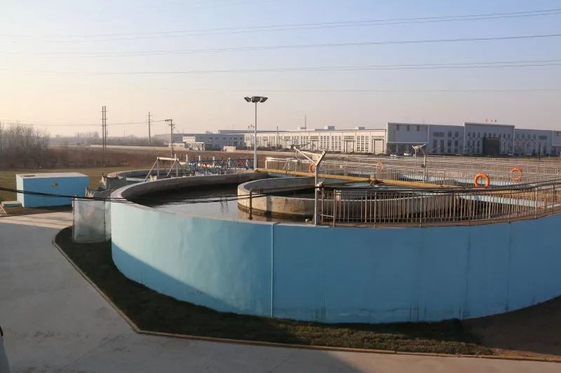 工业污水厂和生活污水厂哪个臭,污水厂很脏吗