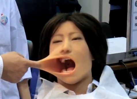 在女友身上投入很多钱,在女友身上花了好多钱