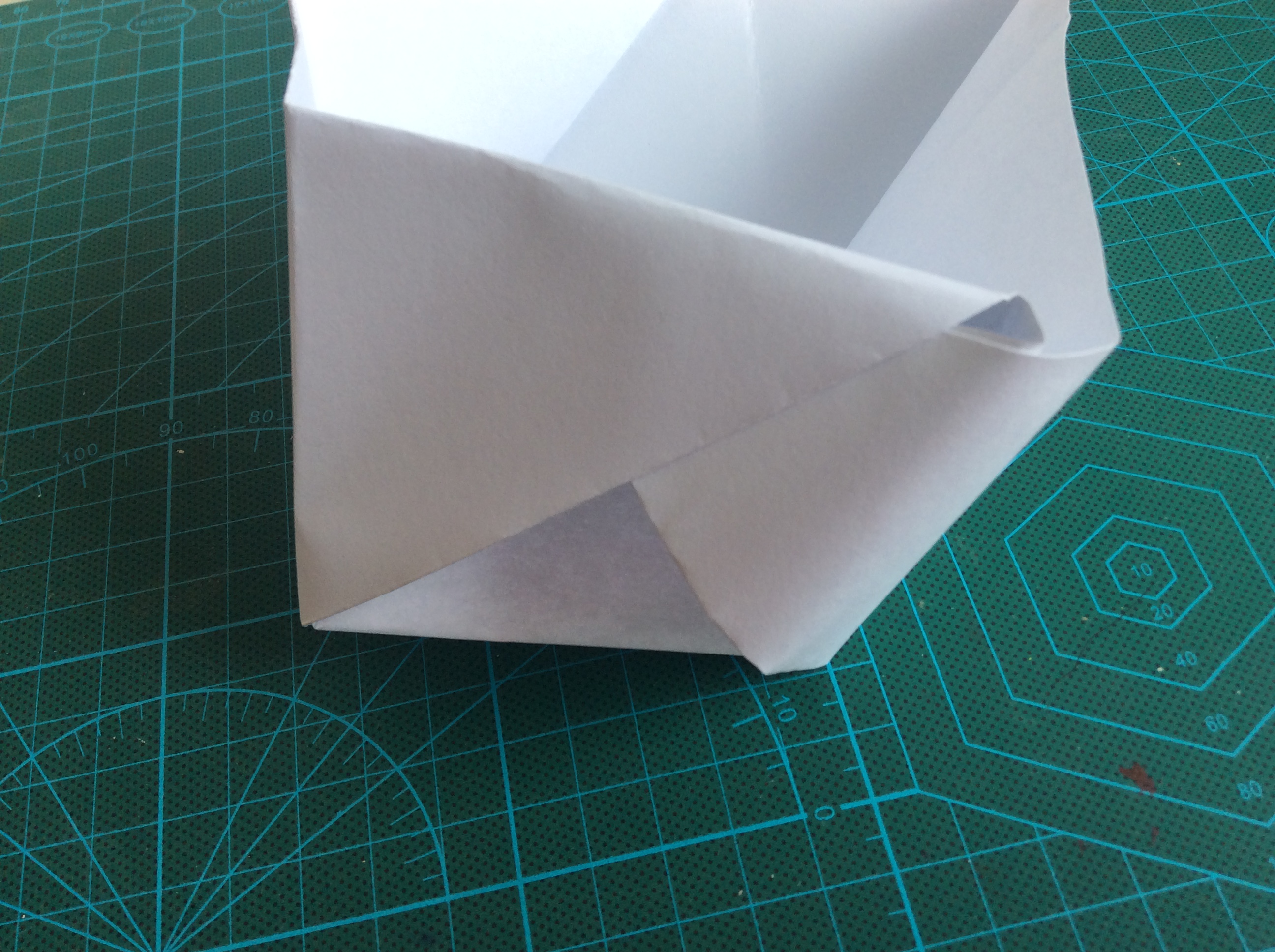 「第七期」折一个炒鸡简单耐用的盒子吧