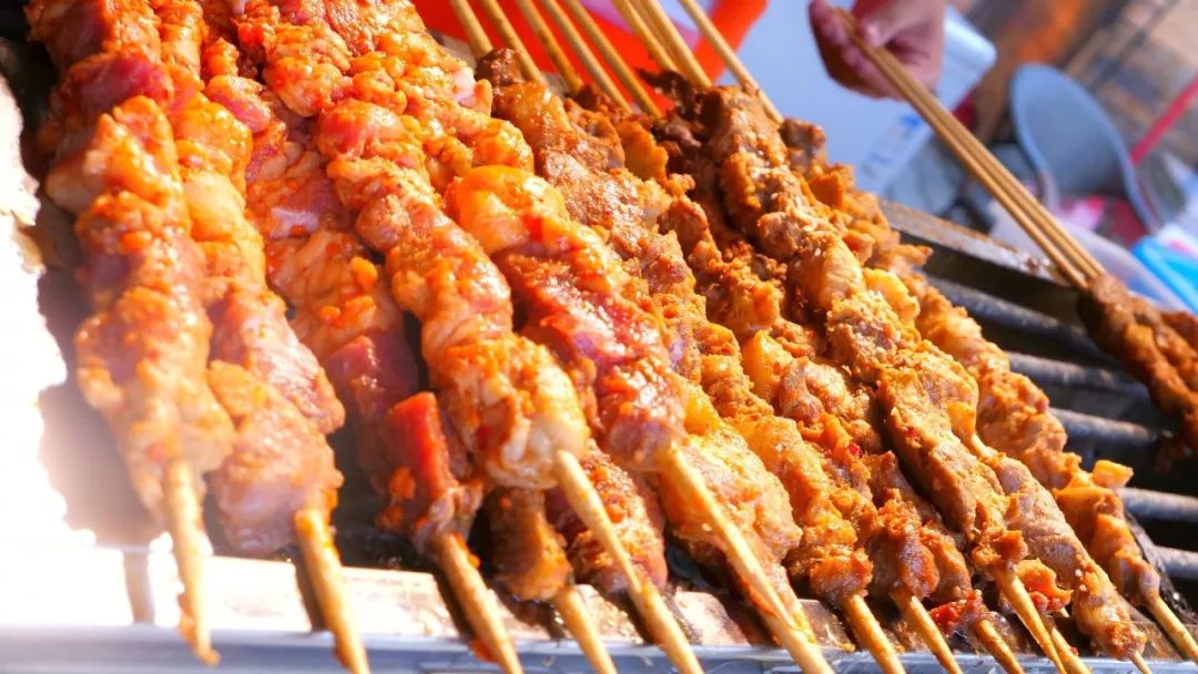 星海夜场摩天轮,花海夜场摩天轮