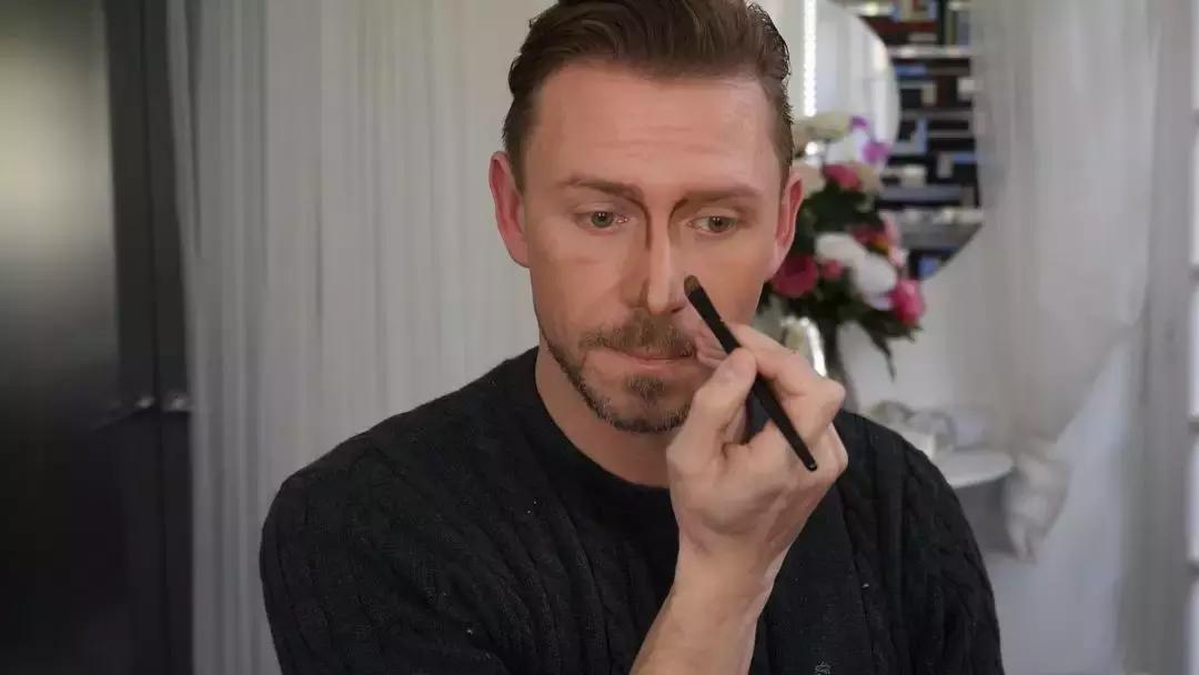 让脸小10倍的修容法,超自然的修容小技巧