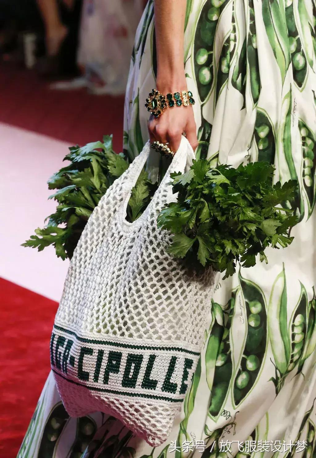 lv渐变围巾值得买吗,lv围巾中古款到底是真是假