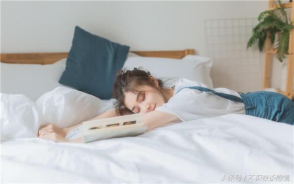 如何跟陌生女生聊天或者搭讪,如何和陌生女生正确的聊天