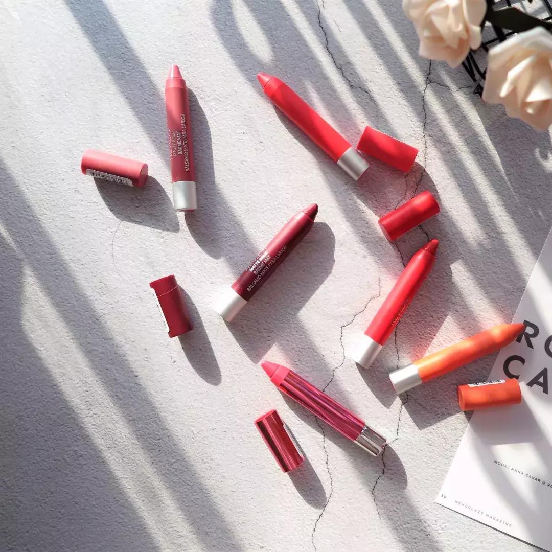 试色唇膏正红,露华浓哑光丽彩唇膏017和024