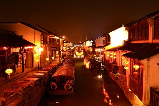 周庄门票100玩些什么,苏州的周庄古镇要门票吗