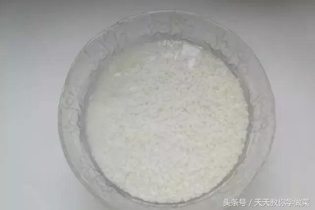 大米别只蒸着吃教你特色做法,熟大米饭怎么做糕点