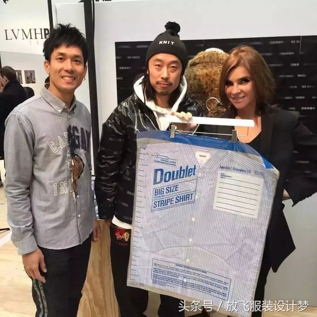 易烊千玺潮服国货品牌,同款易烊千玺包supreme