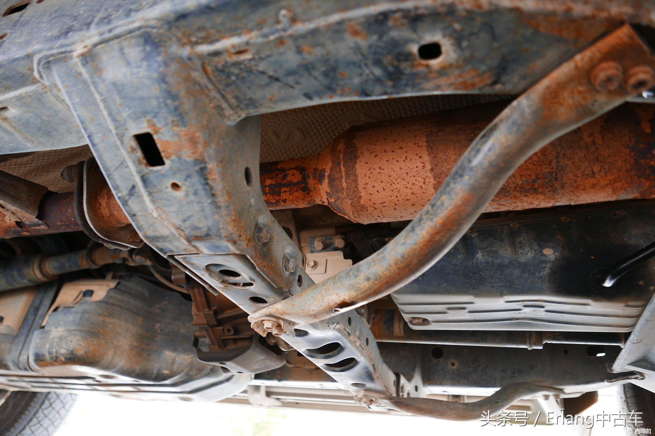 Erlang淘车分享04年进口丰田霸道2700