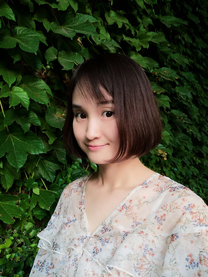 小姐姐评论别人作品,小姐姐评价作品