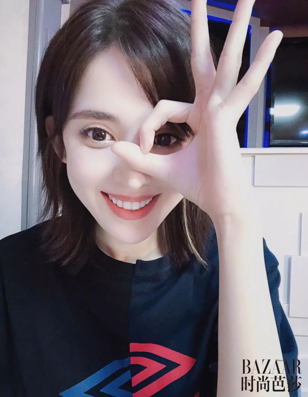 吴宣仪的牙齿有点龅,吴宣仪露牙龈笑图片