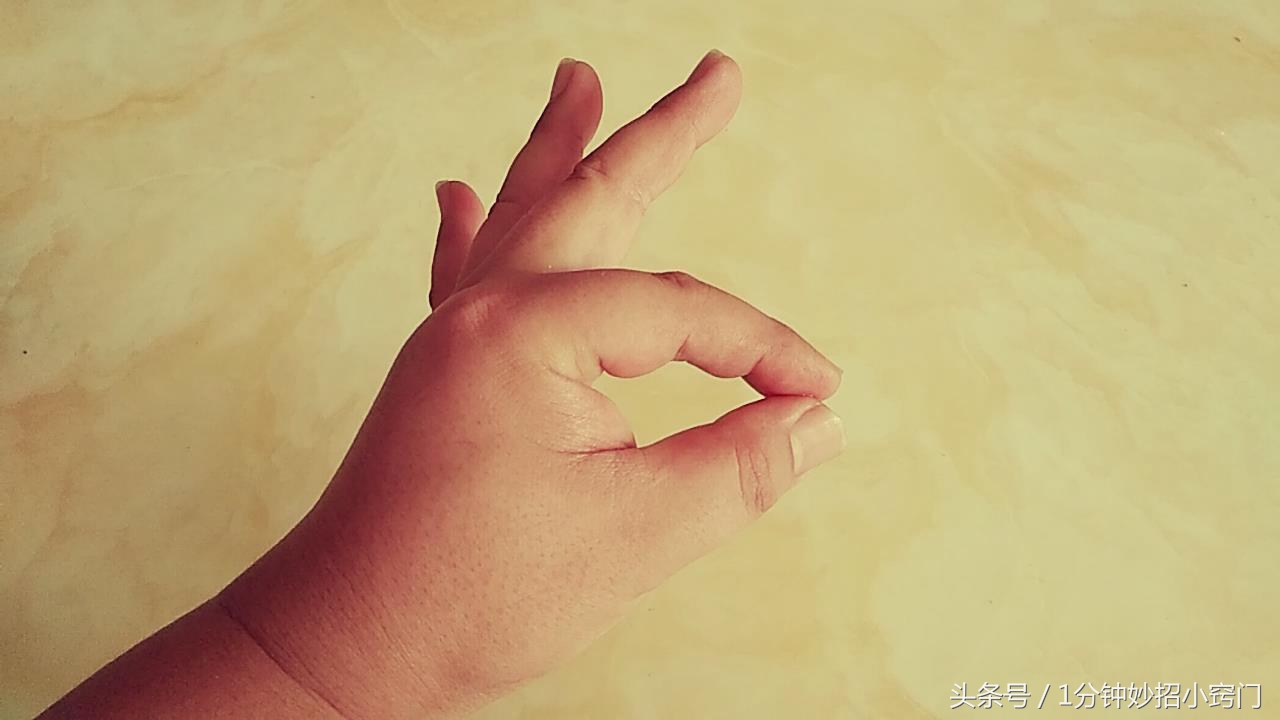 让502胶水粘住用什么办法,502胶水沾到固体上怎么去除小妙招