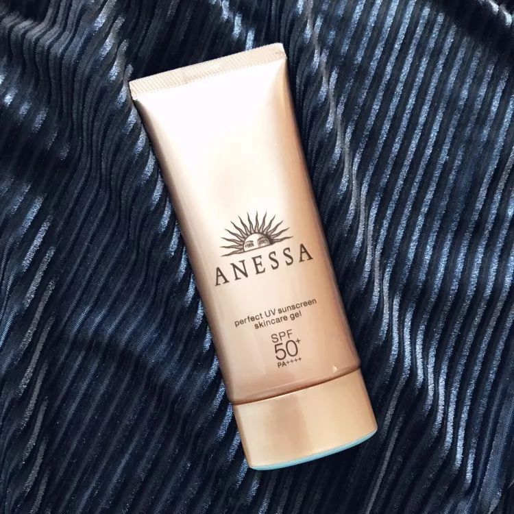 安热沙挤到水里,安热沙挤出来为什么很稀