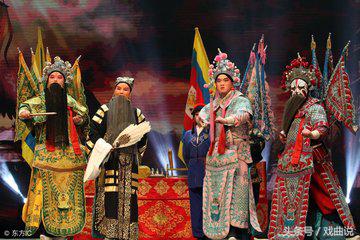 喜欢戏曲的人越来越少,喜欢越剧的人是怎么样的人