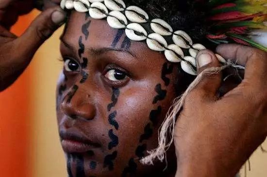 说好一起丑你却偷偷的整容,说好一起素颜你却偷偷化了妆