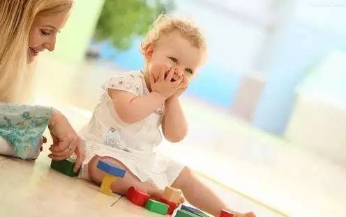 怎么样的孩子长得高,怎样的孩子算矮小孩