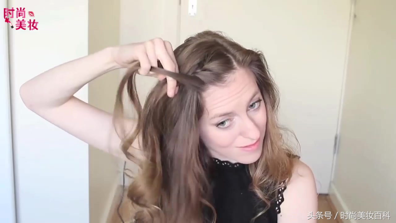 发顶两边辫子发型女2020流行发型,从正面看好看散着的辫子发型