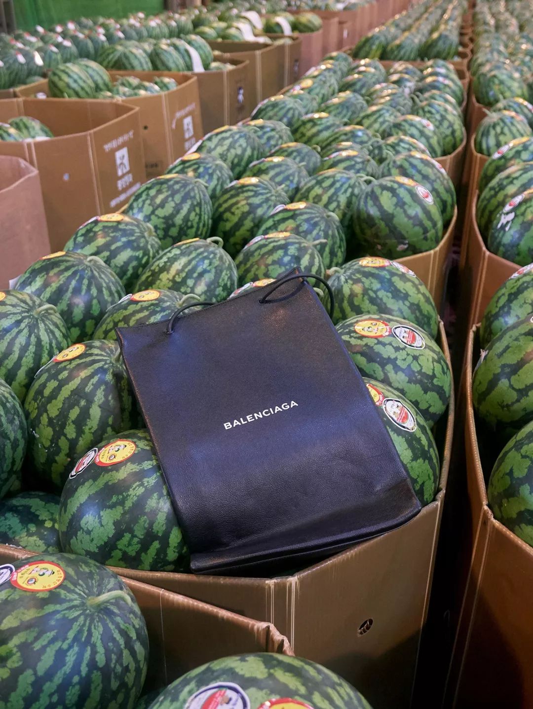 潮青恐惧:被鉴定成Fake,贩子说还在等清关;在这里我用原价买到至尊潮货