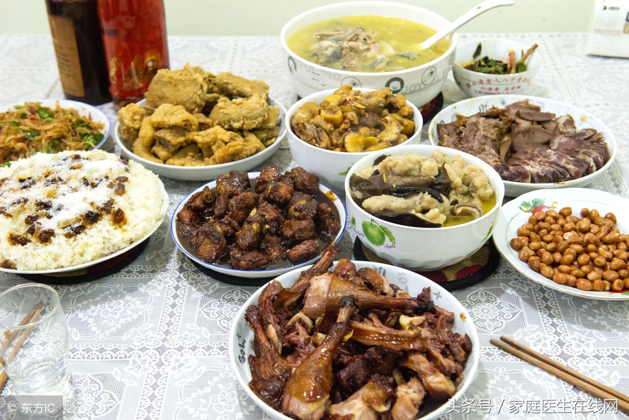 晚饭吃得太晚容易发胖吗,晚饭吃得太晚会影响肝疼