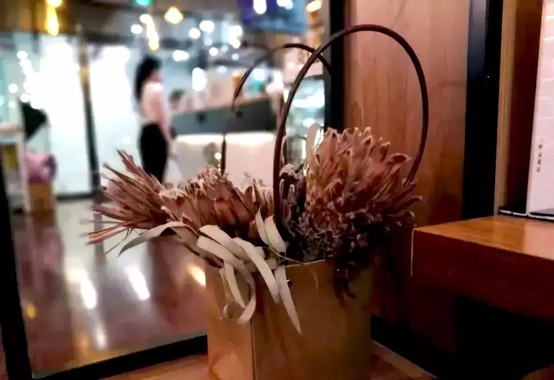 火爆的十款网红奶茶,推荐一款口碑最好的网红奶茶