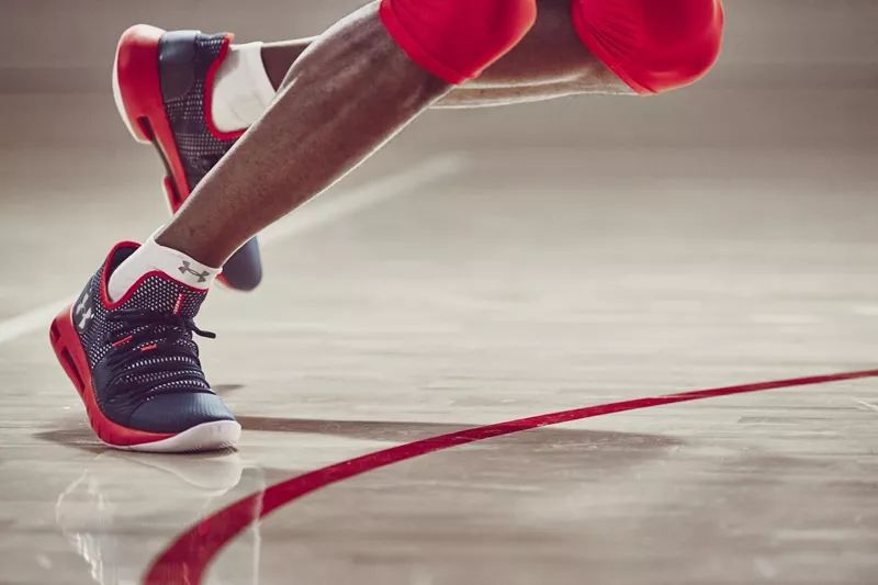 underarmourhovrhavoc跑步鞋,underarmourhovr篮球鞋