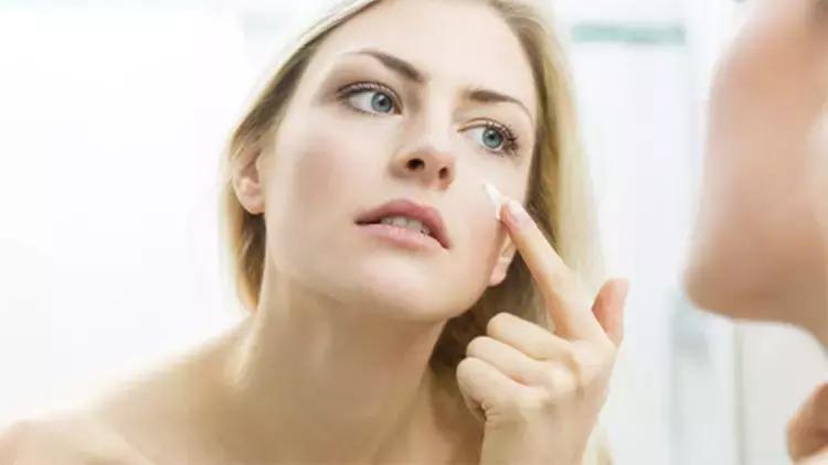 不脱妆的六种方法,持久不脱妆的秘诀