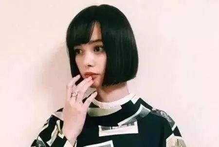 减龄波波头短发,学生头发型女短发圆脸简单