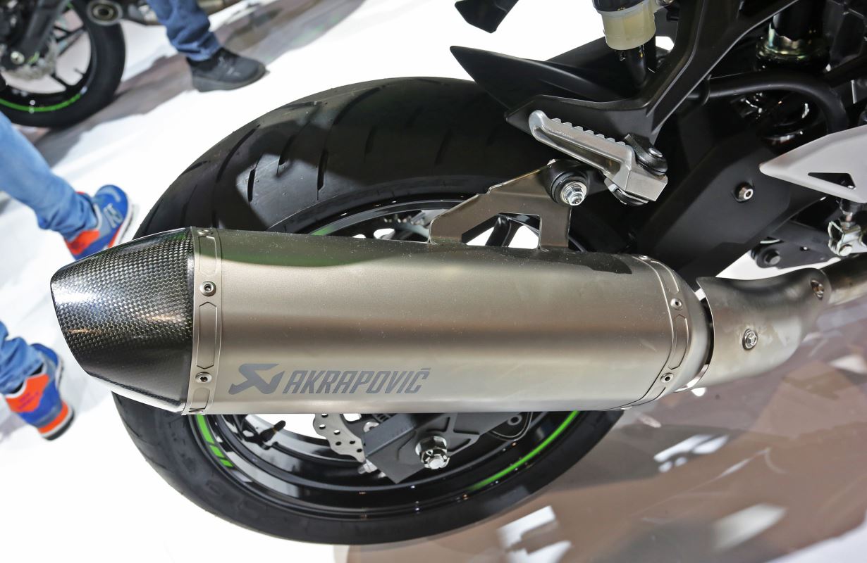 川崎z400对比忍者400,川崎忍者400和本田400f