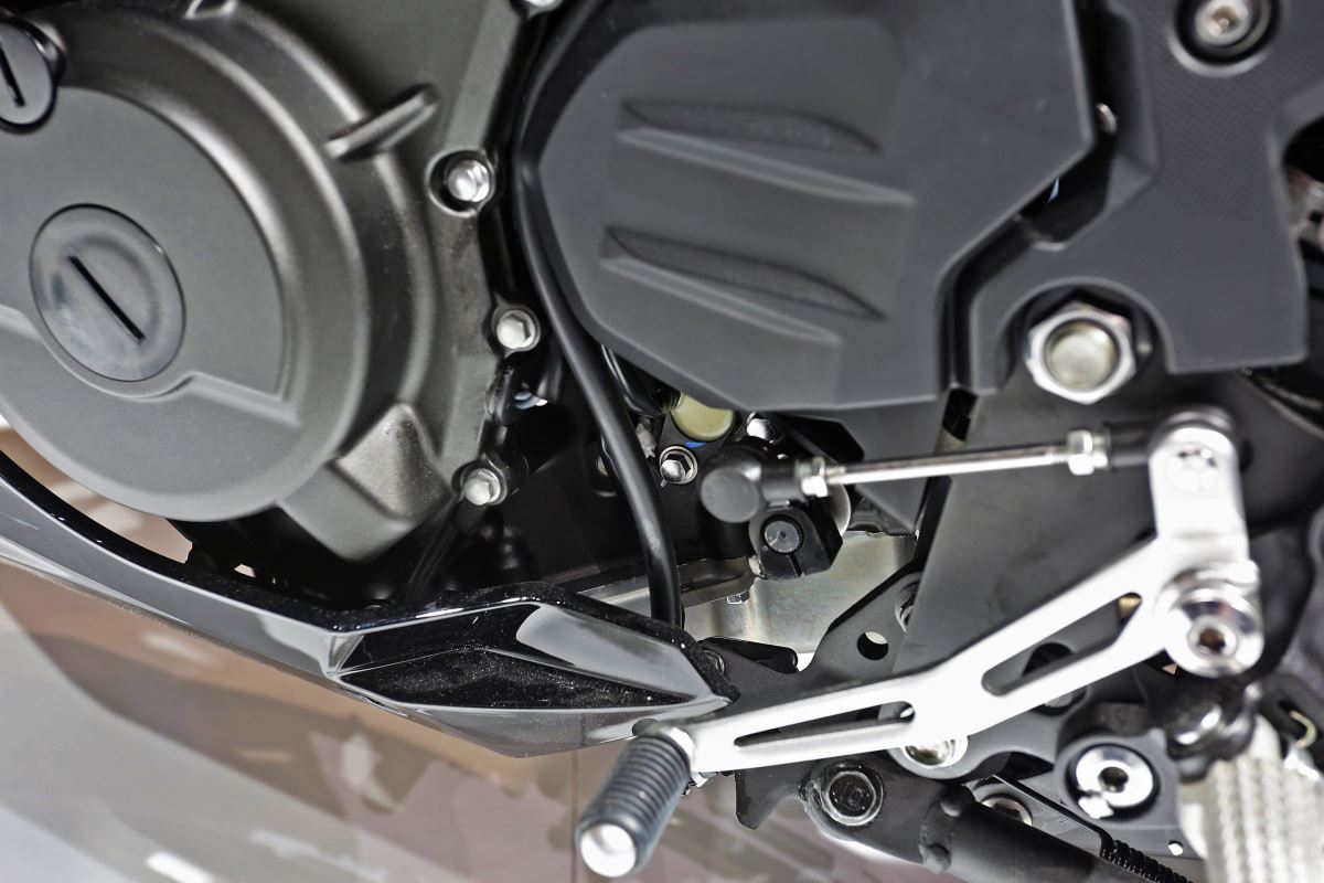 川崎忍者400故障代码,本田400f和川崎忍者400