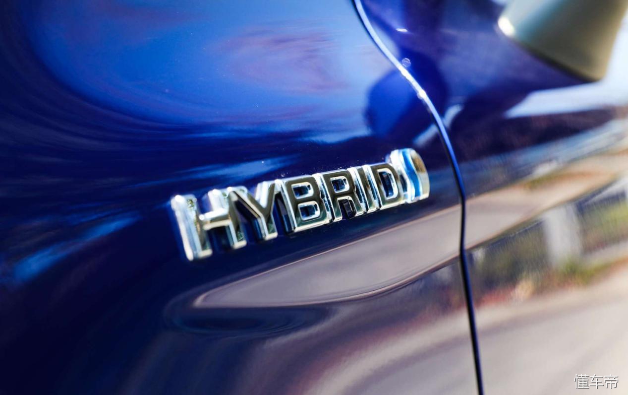 全新凯美瑞是哪一代,凯美瑞2022款全新混动换代升级