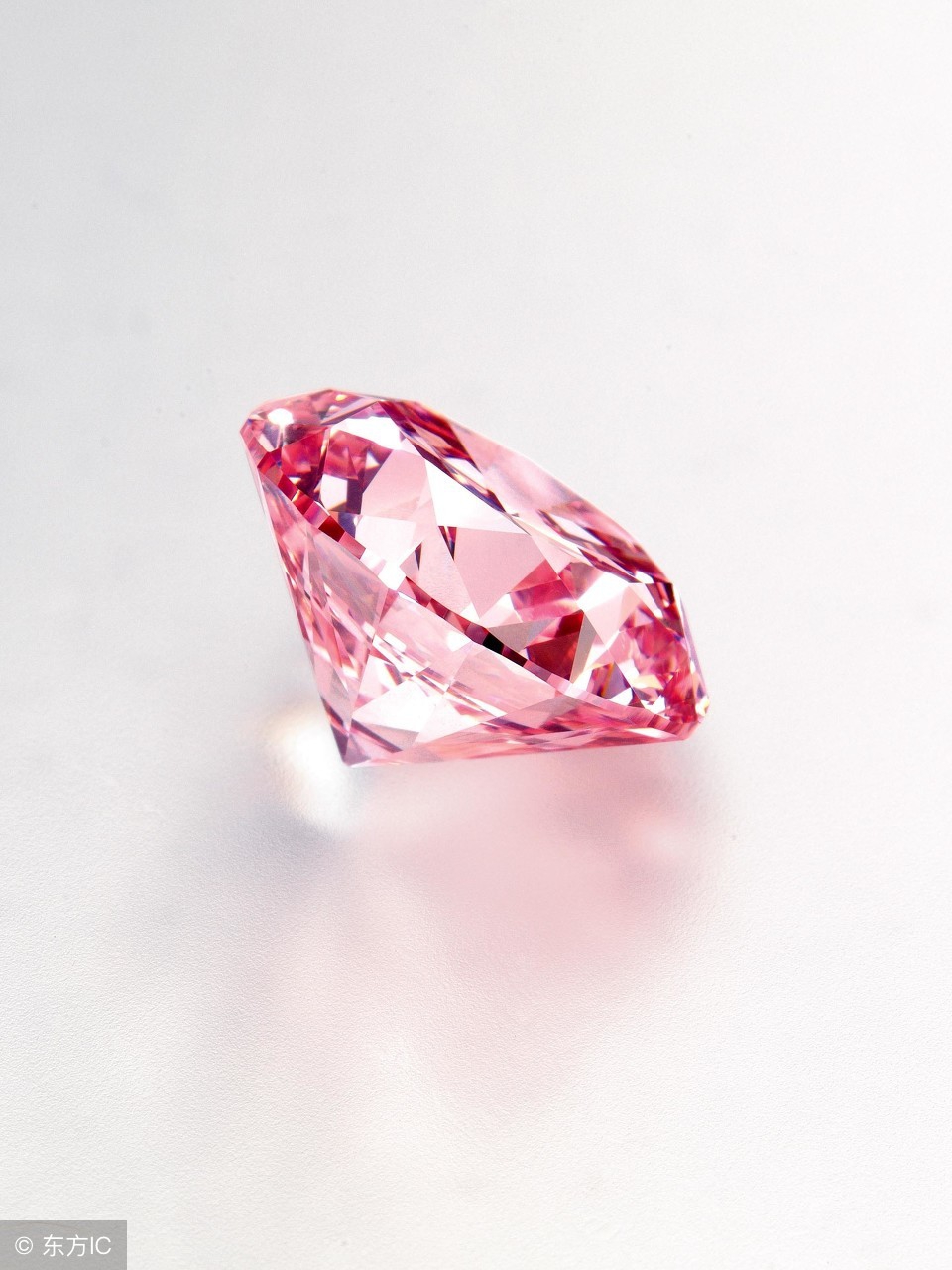 粉钻要比普通钻石价值更高吗,粉钻与其他钻石的区别