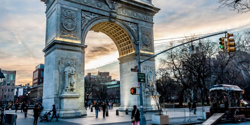 出国旅游需要购买哪些保险,出国劳务意外保险怎么购买