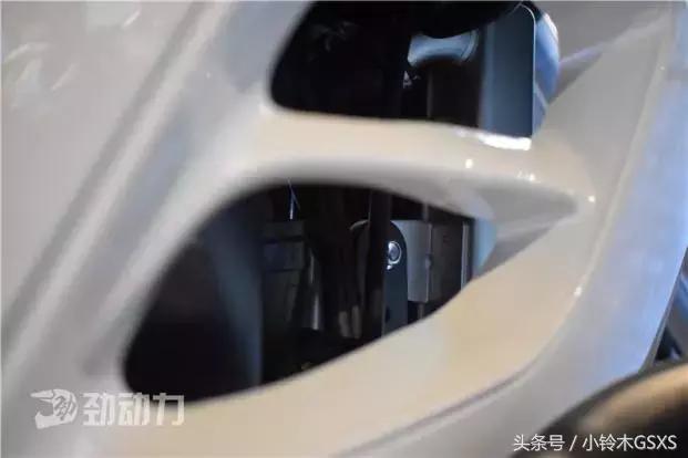 贝纳利黄龙600巡航版摩托车多少钱,贝纳利黄龙60019年新车多少钱