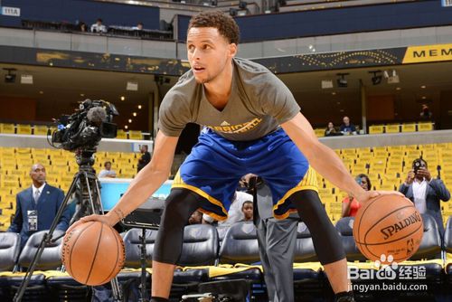 提升运球技巧,运球穿裆技巧