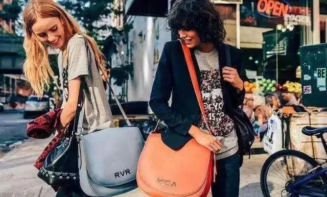 最近什么大牌包比较火,多火才算火