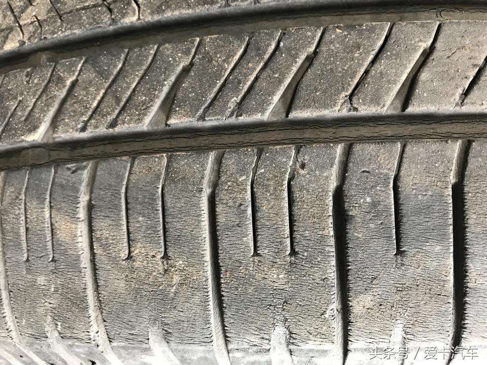 三菱欧蓝德19款的怎么换胎,欧蓝德质保期内轮胎是否免费更换