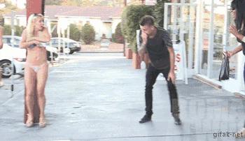 鼻涕从嘴里吐出来怎么回事,吸鼻涕到嘴里再吐出去有危害吗