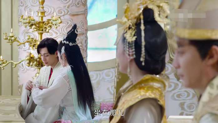 香蜜天后撮合旭凤穗禾,香蜜历劫锦觅向旭凤告白