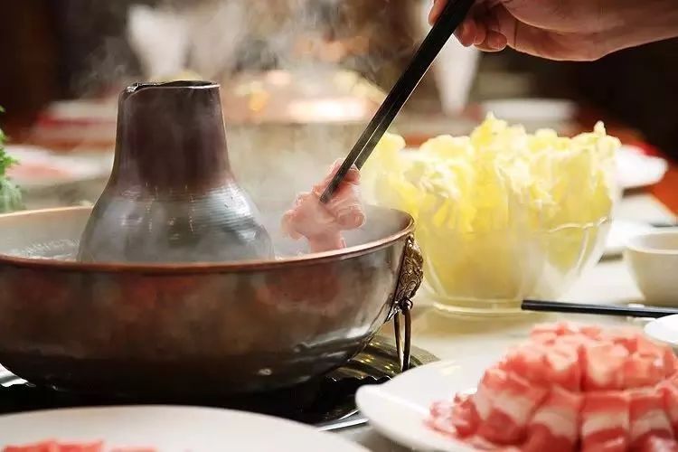 立秋暑去凉来一叶知秋,立秋暑气渐敛一叶知秋