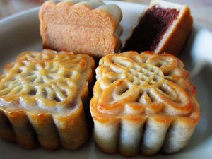 牛肉月饼馅的做法大全图解,现成的月饼皮和馅怎么做月饼