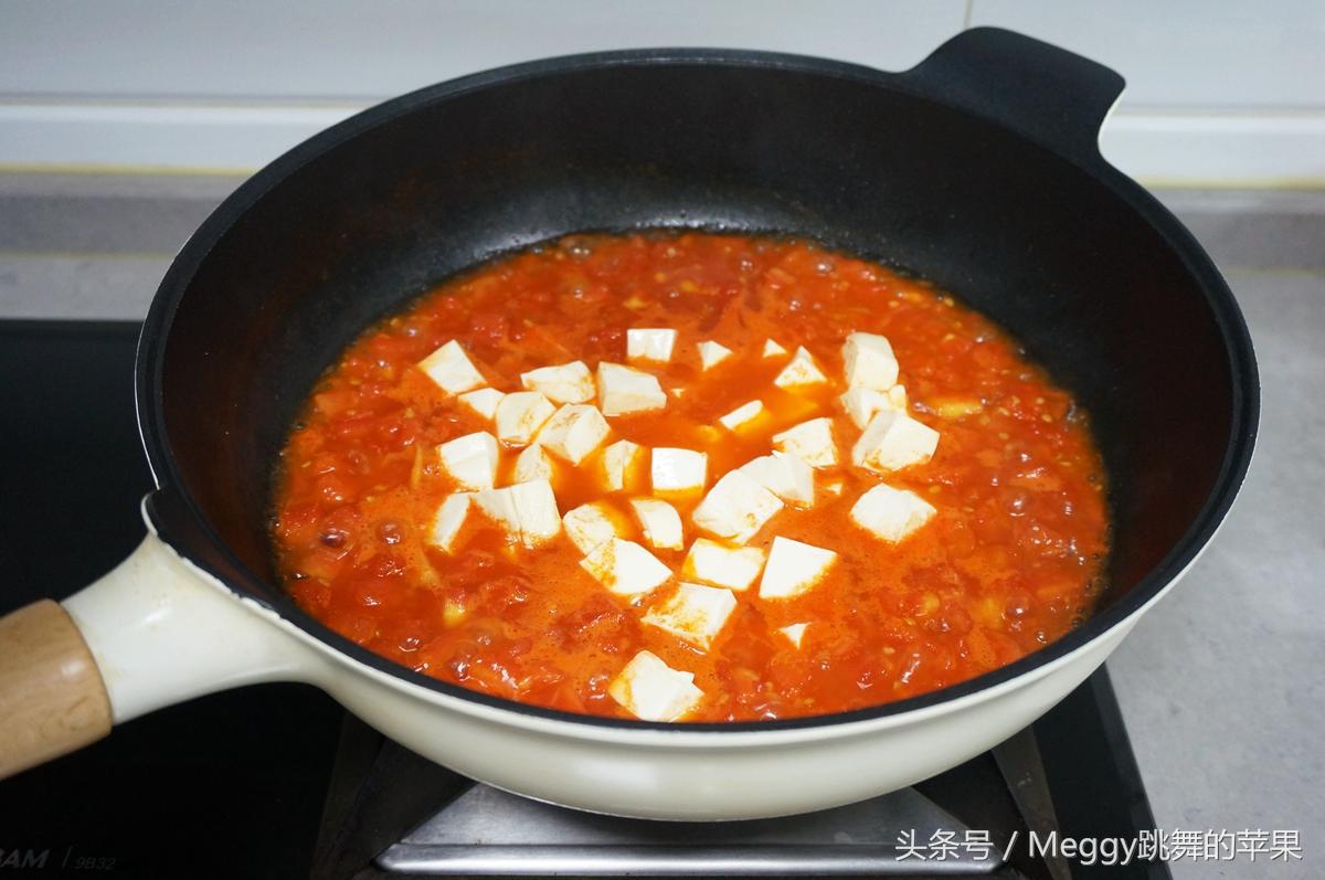 虾仁豆腐番茄烩饭,番茄虾仁豆腐又滑又嫩还好吃
