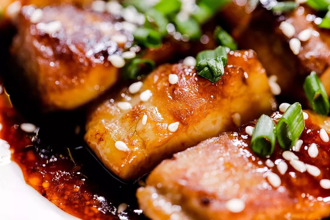 鱼一煎就碎是怎么回事,鱼一煎就烂是什么原因