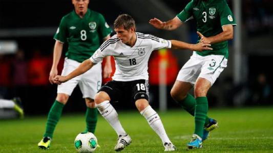 那些让人笑出腹肌的爆笑足球场面,最搞笑的足球队名