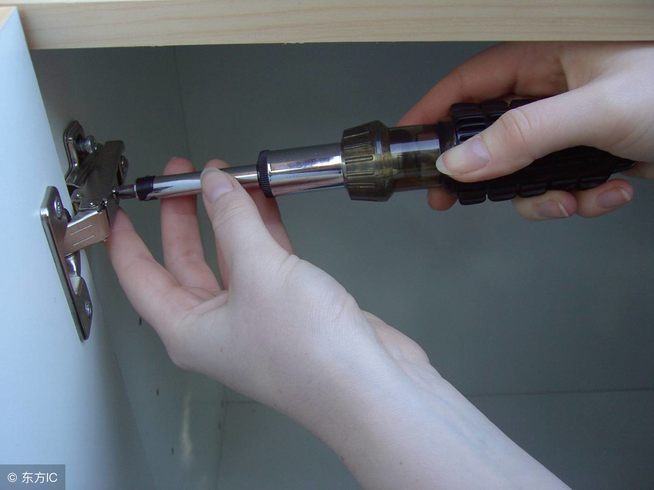 厨房橱柜报价猫腻,橱柜价钱里面的坑