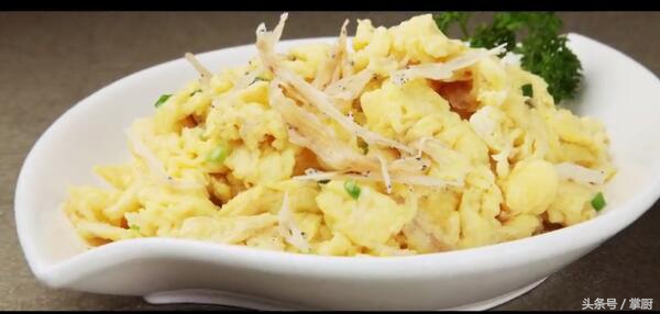 金钩银鱼炒蛋的做法,银鱼韭菜炒蛋的做法