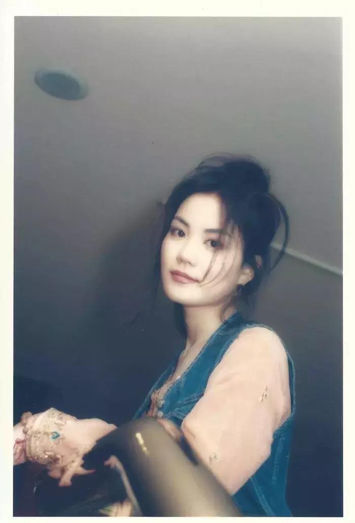 过期的凤梨罐头,过期凤梨罐头原文