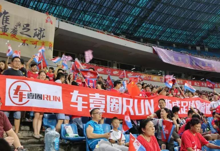 小克鲁伊夫全部视频,小克鲁伊夫赛前发布会