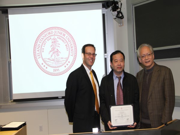 钟琼华：“技术宅”老总，“振动”国之重器